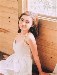 安吉丽娜朱莉r级片/杜达雄2012春溅泪